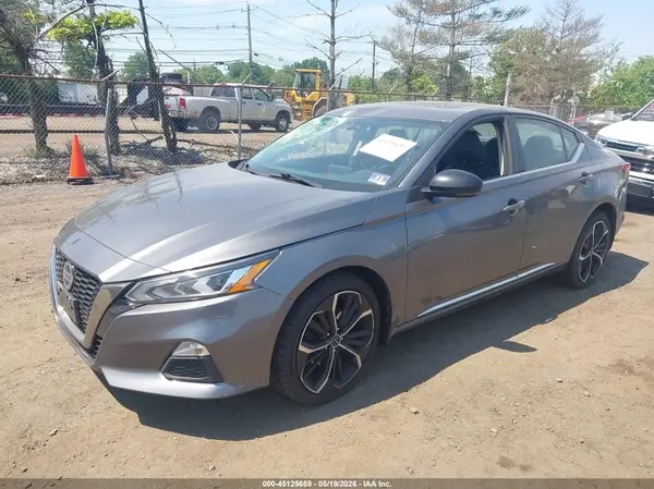 1N4BL4CW5KN316576 2019 NISSAN ALTIMA - Image 2
