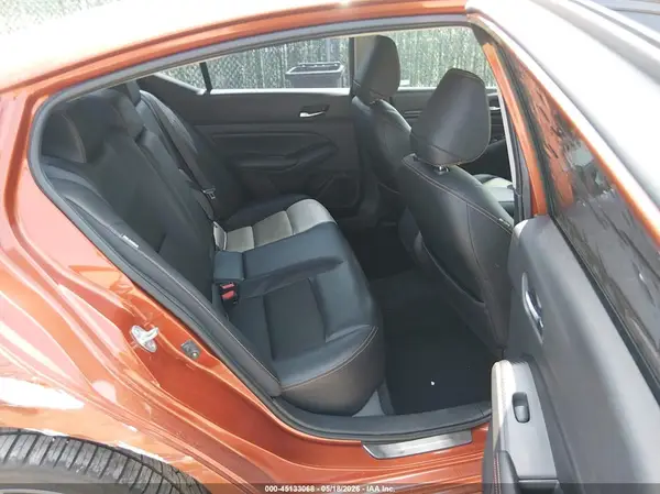 1N4BL4CW5KN318232 2019 NISSAN ALTIMA - Image 8