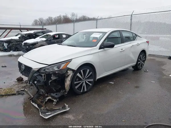 1N4BL4CW5MN410878 2021 NISSAN ALTIMA - Image 2