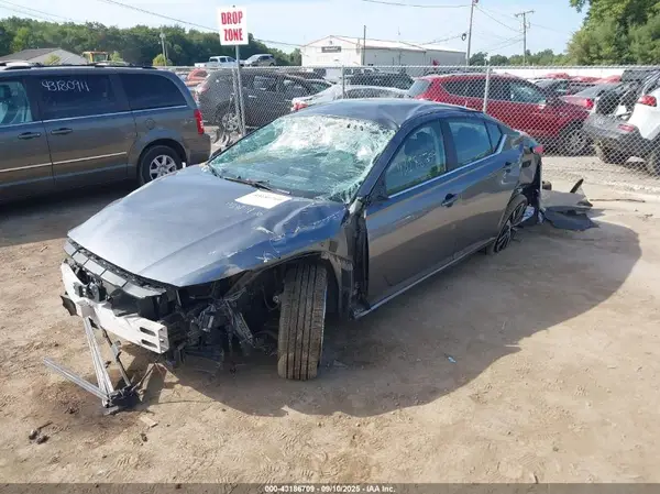 1N4BL4CW5NN357083 2022 NISSAN ALTIMA - Image 2