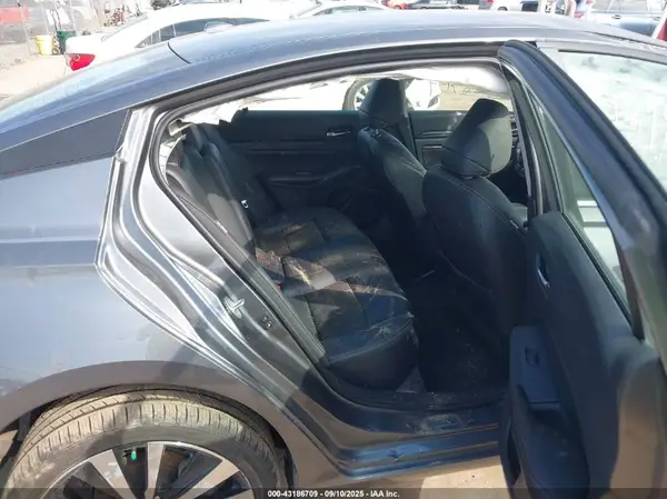 1N4BL4CW5NN357083 2022 NISSAN ALTIMA - Image 8