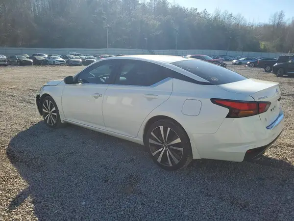 1N4BL4CW5NN374756 2022 NISSAN ALTIMA - Image 2