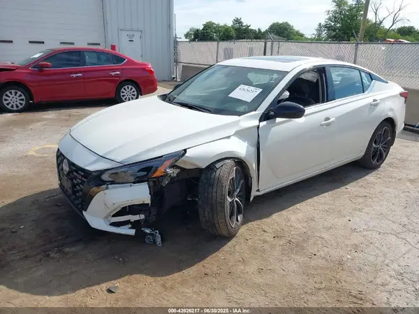 1N4BL4CW5PN390474 2023 NISSAN ALTIMA - Image 2