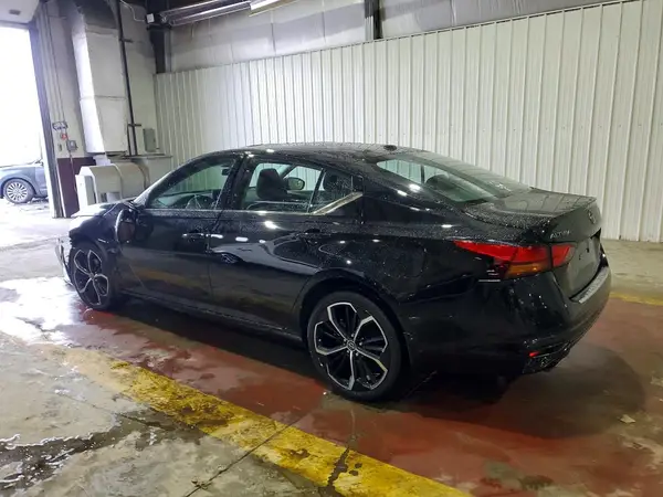 1N4BL4CW5PN411856 2023 NISSAN ALTIMA - Image 2