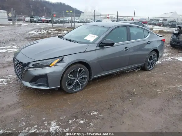 1N4BL4CW5RN315468 2024 NISSAN ALTIMA - Image 2
