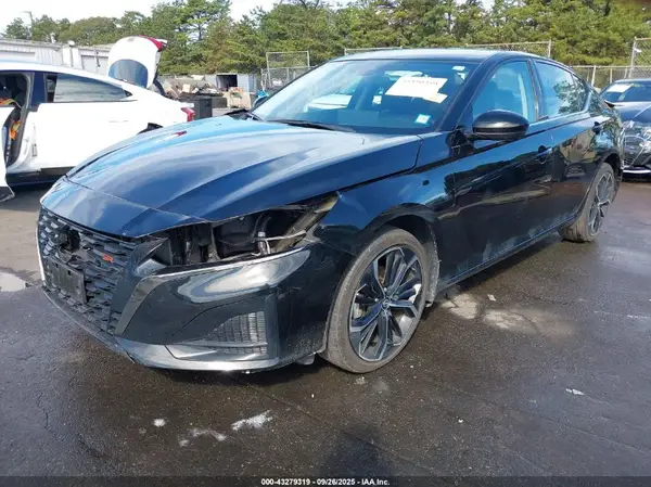 1N4BL4CW5RN323263 2024 NISSAN ALTIMA - Image 2