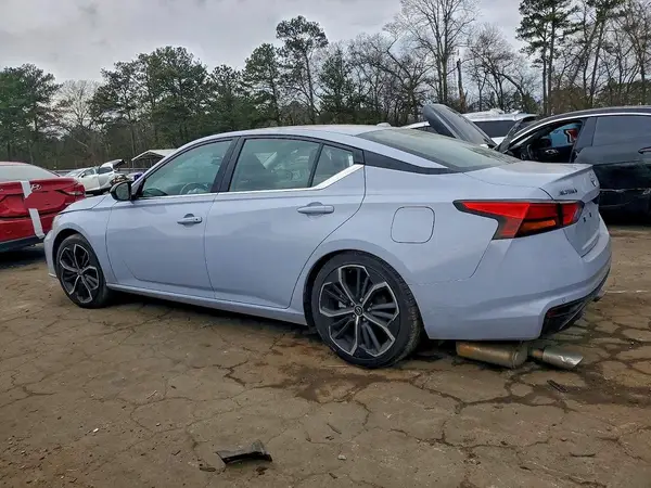 1N4BL4CW5RN327829 2024 NISSAN ALTIMA - Image 2