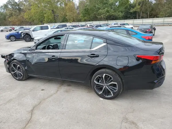 1N4BL4CW5RN375122 2024 NISSAN ALTIMA - Image 2
