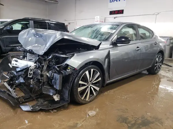 1N4BL4CW6KC245464 2019 NISSAN ALTIMA - Image 1