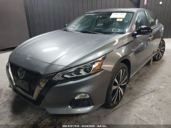 1N4BL4CW6KN303044 2019 NISSAN ALTIMA - Image 2