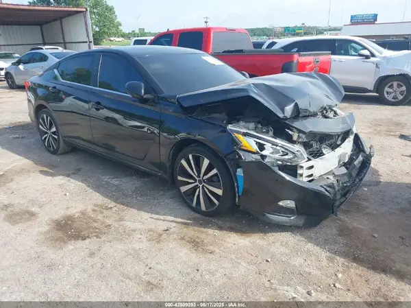 1N4BL4CW6KN304016 2019 NISSAN ALTIMA - Image 1