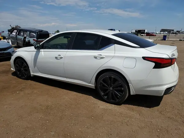 1N4BL4CW6KN308583 2019 NISSAN ALTIMA - Image 2