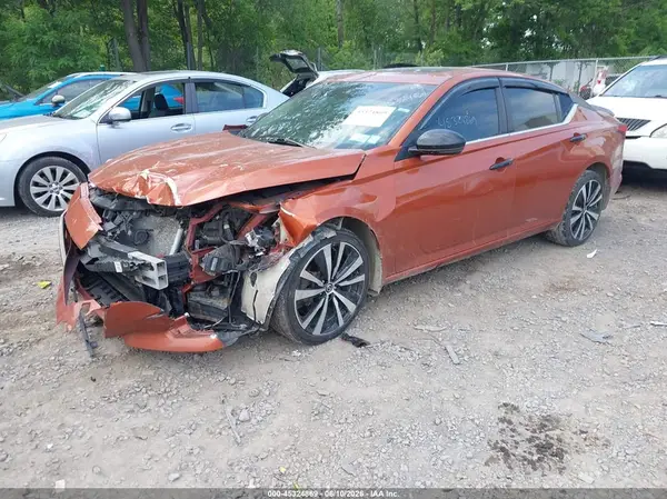 1N4BL4CW6LC201983 2020 NISSAN ALTIMA - Image 2