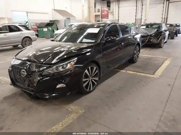 1N4BL4CW6LC218427 2020 NISSAN ALTIMA - Image 2