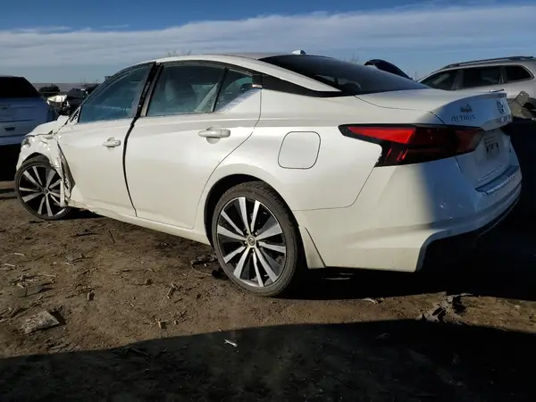 1N4BL4CW6MN355115 2021 NISSAN ALTIMA - Image 2