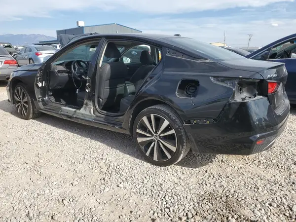1N4BL4CW6MN386168 2021 NISSAN ALTIMA - Image 2