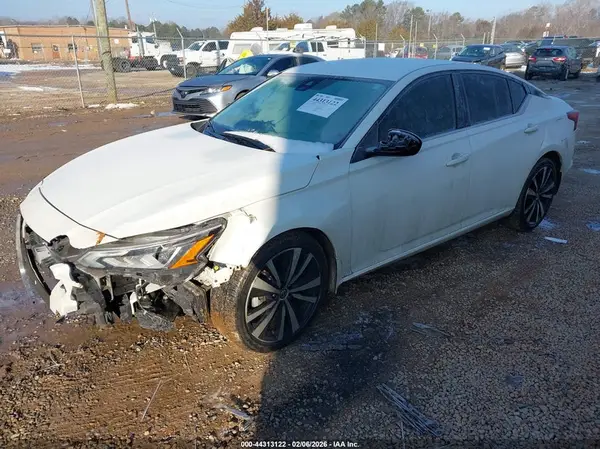 1N4BL4CW6NN366536 2022 NISSAN ALTIMA - Image 2
