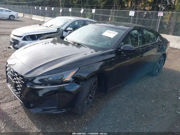 1N4BL4CW6PN351442 2023 NISSAN ALTIMA - Image 2