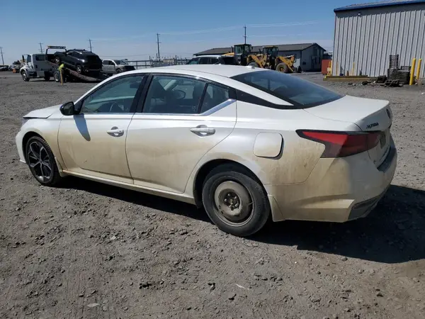 1N4BL4CW6PN415530 2023 NISSAN ALTIMA - Image 2