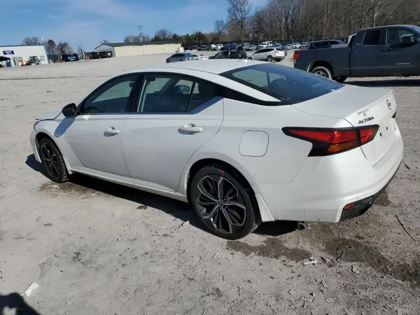 1N4BL4CW6RN316936 2024 NISSAN ALTIMA - Image 2