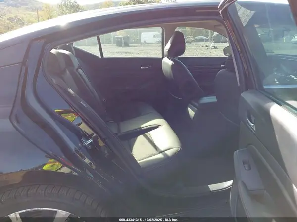 1N4BL4CW7KC147057 2019 NISSAN ALTIMA - Image 8