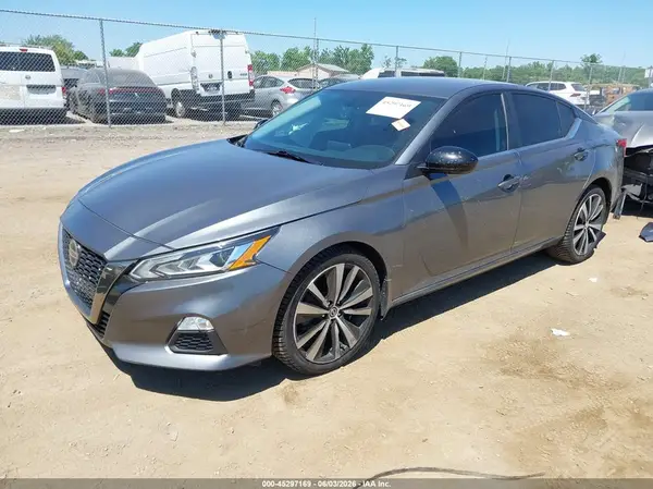 1N4BL4CW7KC173903 2019 NISSAN ALTIMA - Image 2