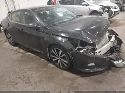 1N4BL4CW7KN317261 2019 NISSAN ALTIMA