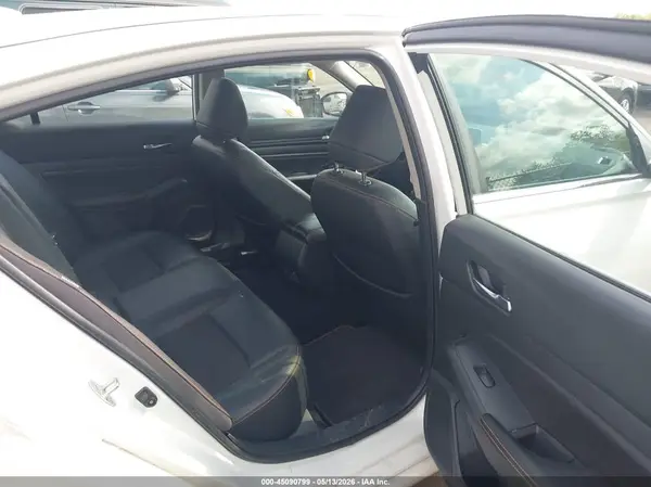 1N4BL4CW7KN318118 2019 NISSAN ALTIMA - Image 8