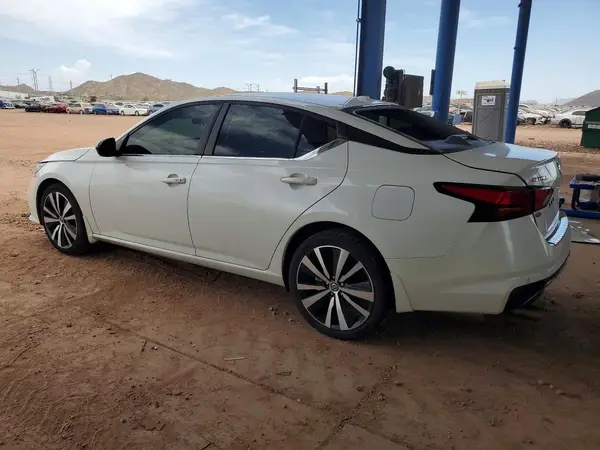 1N4BL4CW7MN318784 2021 NISSAN ALTIMA - Image 2