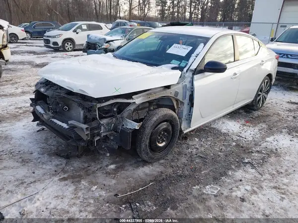 1N4BL4CW7MN383439 2021 NISSAN ALTIMA - Image 2