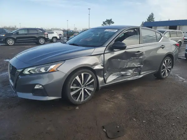 1N4BL4CW7MN400885 2021 NISSAN ALTIMA - Image 1