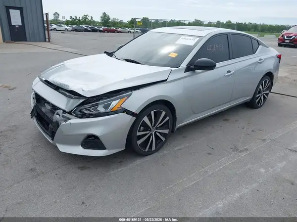 1N4BL4CW7MN421624 2021 NISSAN ALTIMA - Image 2