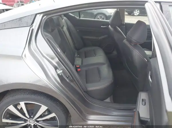 1N4BL4CW7NN306765 2022 NISSAN ALTIMA - Image 8