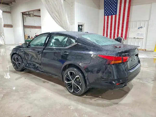 1N4BL4CW7PN349991 2023 NISSAN ALTIMA - Image 2