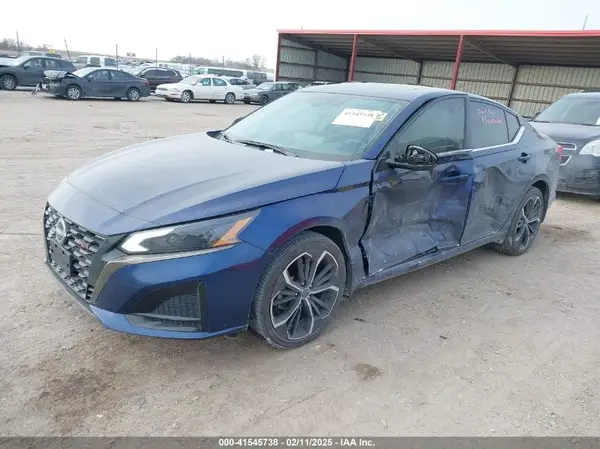 1N4BL4CW7RN306965 2024 NISSAN ALTIMA - Image 2