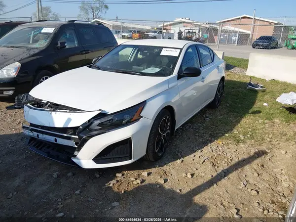 1N4BL4CW7RN436339 2024 NISSAN ALTIMA - Image 2