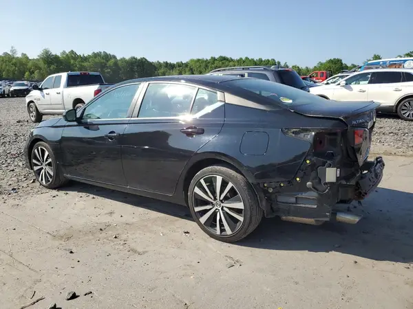 1N4BL4CW8KC147598 2019 NISSAN ALTIMA - Image 2