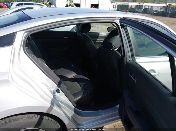 1N4BL4CW8KC149352 2019 NISSAN ALTIMA - Image 8