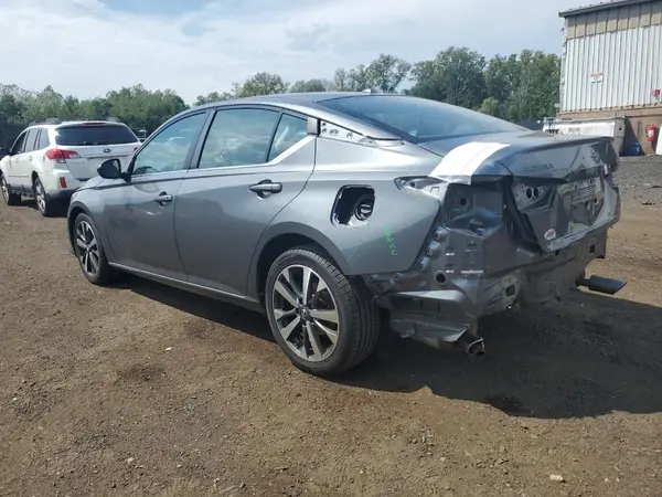 1N4BL4CW8KC207394 2019 NISSAN ALTIMA - Image 2