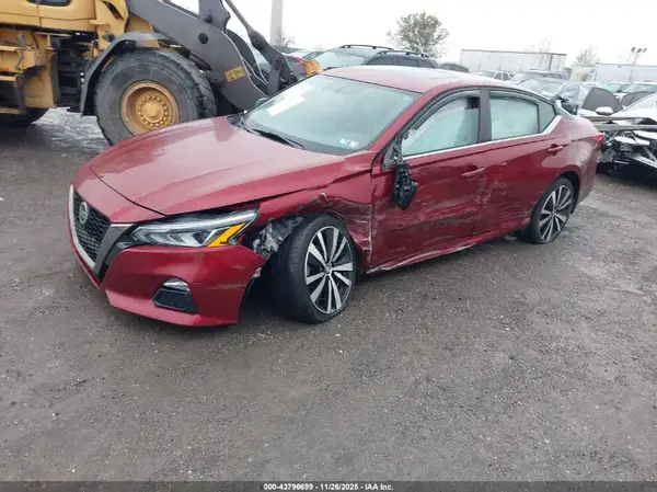 1N4BL4CW8KN318807 2019 NISSAN ALTIMA - Image 2