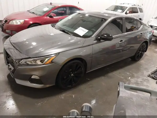 1N4BL4CW8KN324543 2019 NISSAN ALTIMA - Image 2