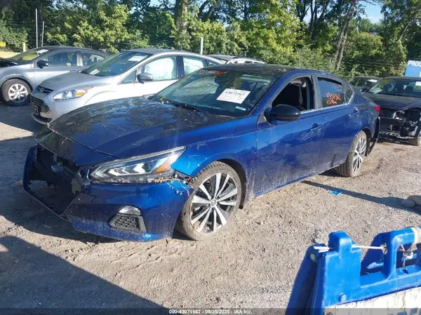 1N4BL4CW8LC183518 2020 NISSAN ALTIMA - Image 2