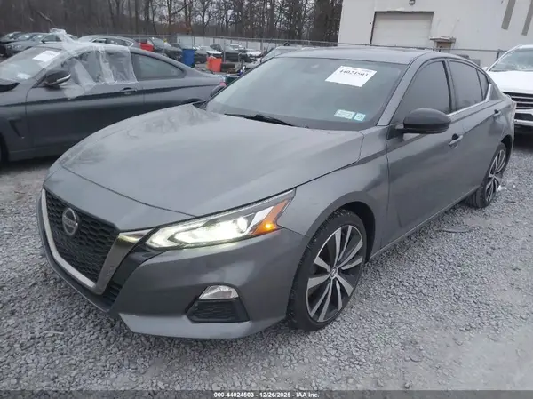 1N4BL4CW8LC187133 2020 NISSAN ALTIMA - Image 2