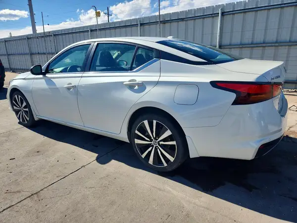 1N4BL4CW8LC218655 2020 NISSAN ALTIMA - Image 2