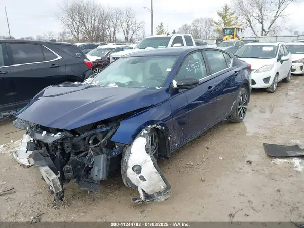 1N4BL4CW8MN349865 2021 NISSAN ALTIMA - Image 2