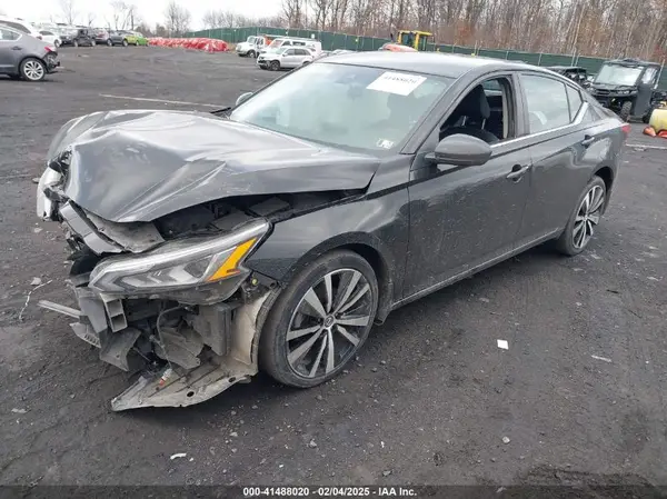 1N4BL4CW8NN338995 2022 NISSAN ALTIMA - Image 2