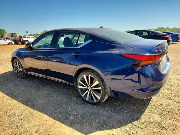 1N4BL4CW8NN339676 2022 NISSAN ALTIMA - Image 2