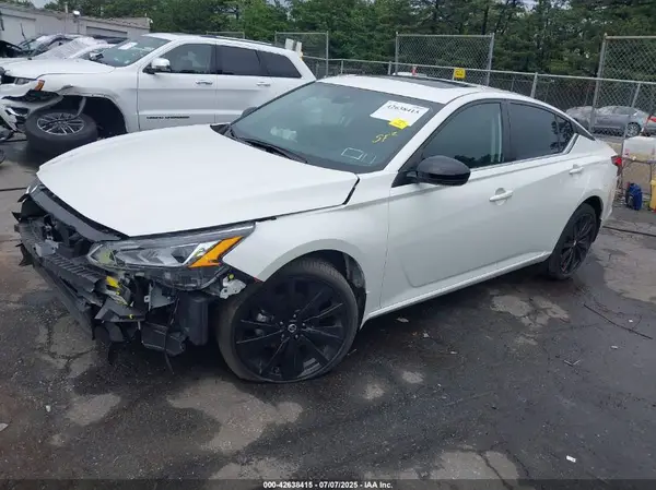 1N4BL4CW8NN342240 2022 NISSAN ALTIMA - Image 2