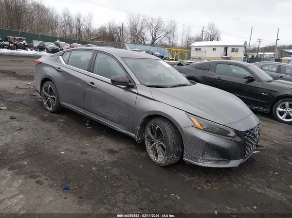 1N4BL4CW8PN311783 2023 NISSAN ALTIMA - Image 1