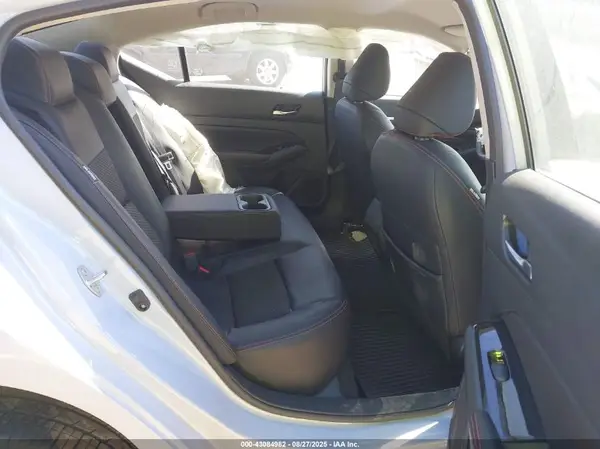 1N4BL4CW8PN392252 2023 NISSAN ALTIMA - Image 8